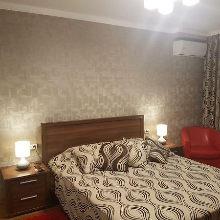 Casa Mirage Apartman Craiova Kültér fotó
