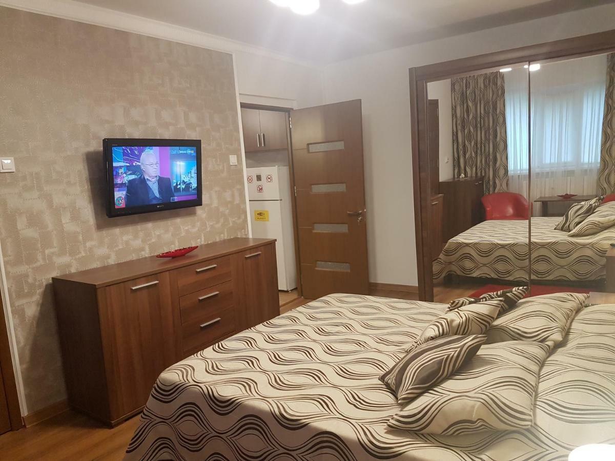 Casa Mirage Apartman Craiova Kültér fotó